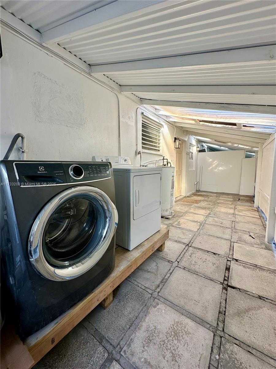 Small Image of 1788 NORTH EAST 169TH ST #2, North Miami Beach Number 17