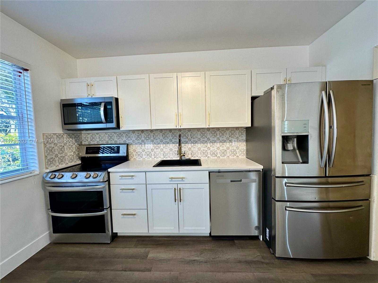 Small Image of 1788 NORTH EAST 169TH ST #2, North Miami Beach Number 5