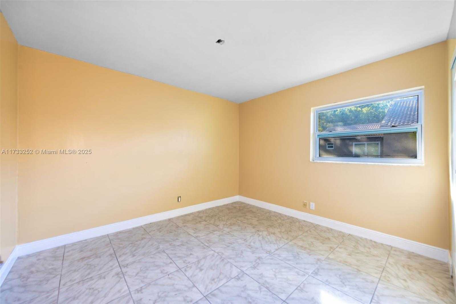 Small Image of 8406 NORTH WEST 35TH ST, Coral Springs Number 32