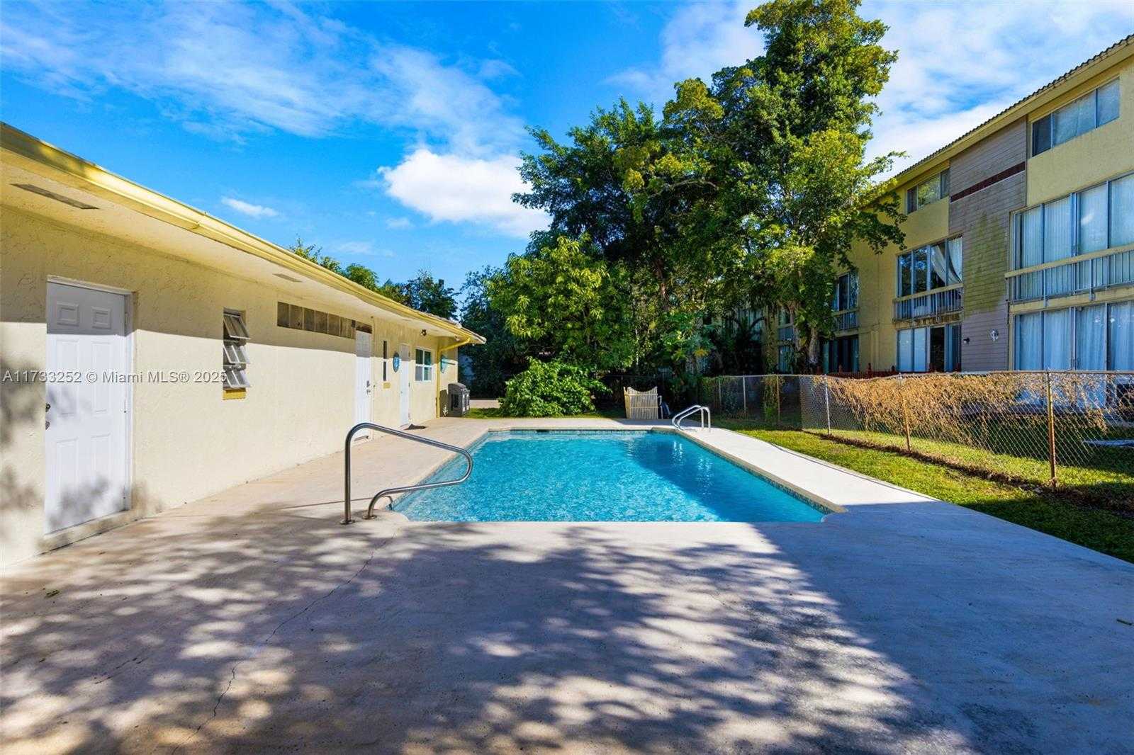 Small Image of 8406 NORTH WEST 35TH ST, Coral Springs Number 39