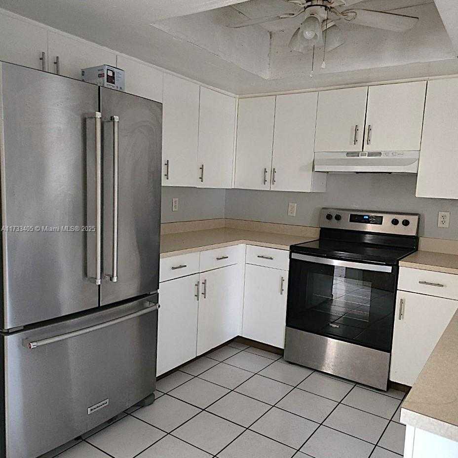 Small Image of 611 SOUTH WEST 3 TE, Cape Coral Number 25