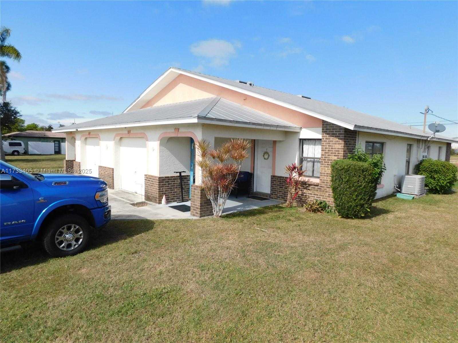 Small Image of 611 SOUTH WEST 3 TE, Cape Coral Number 5