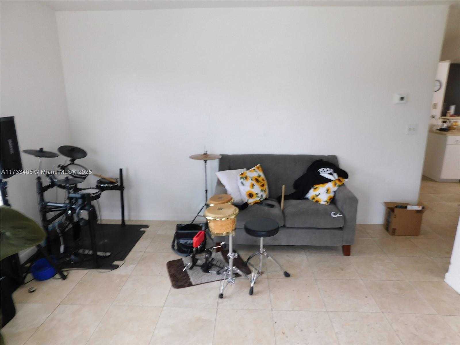 Small Image of 611 SOUTH WEST 3 TE, Cape Coral Number 6
