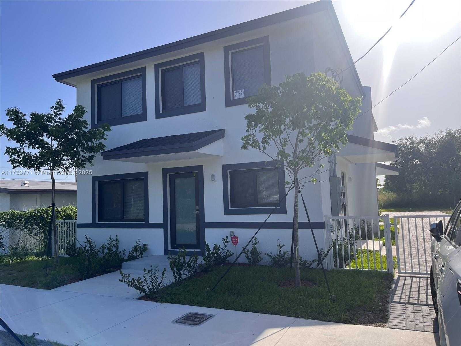 Small Image of 21226 SOUTH WEST 119TH AVE #2, Miami Number 2