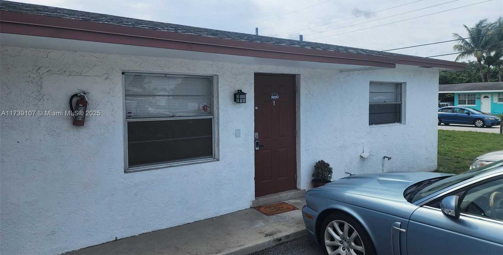 Small Image of 8690 SUNSET DR A #3, Palm Beach Gardens Number 4