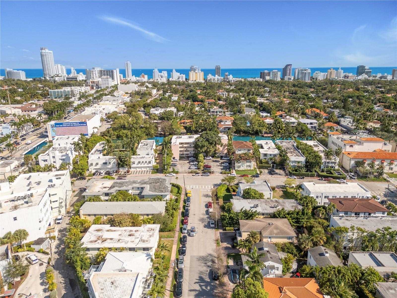 Small Image of 830 WEST 40TH ST, Miami Beach Number 10