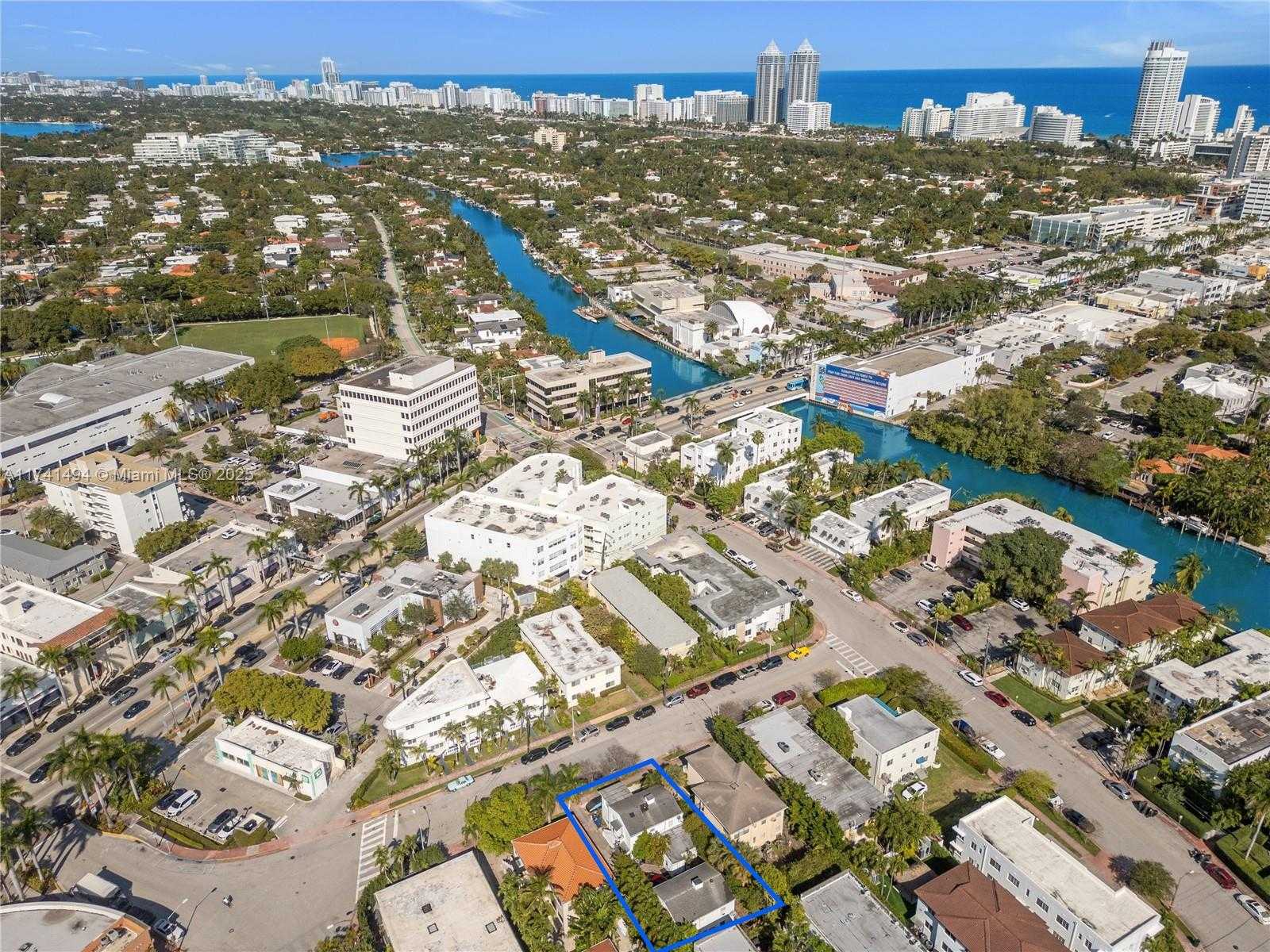 Small Image of 830 WEST 40TH ST, Miami Beach Number 28