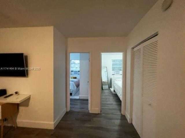 Small Image of 830 WEST 40TH ST, Miami Beach Number 33