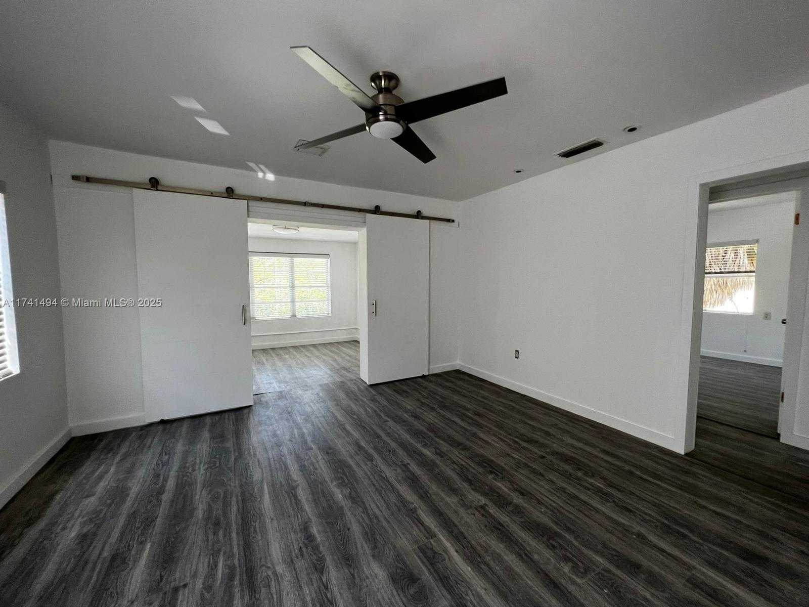 Small Image of 830 WEST 40TH ST, Miami Beach Number 38