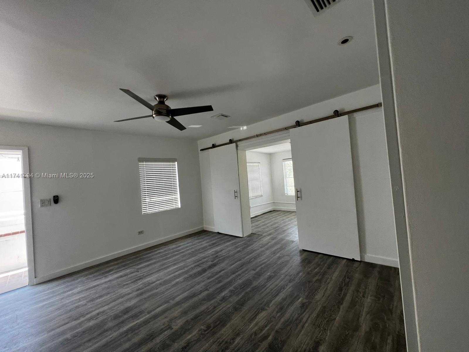 Small Image of 830 WEST 40TH ST, Miami Beach Number 68