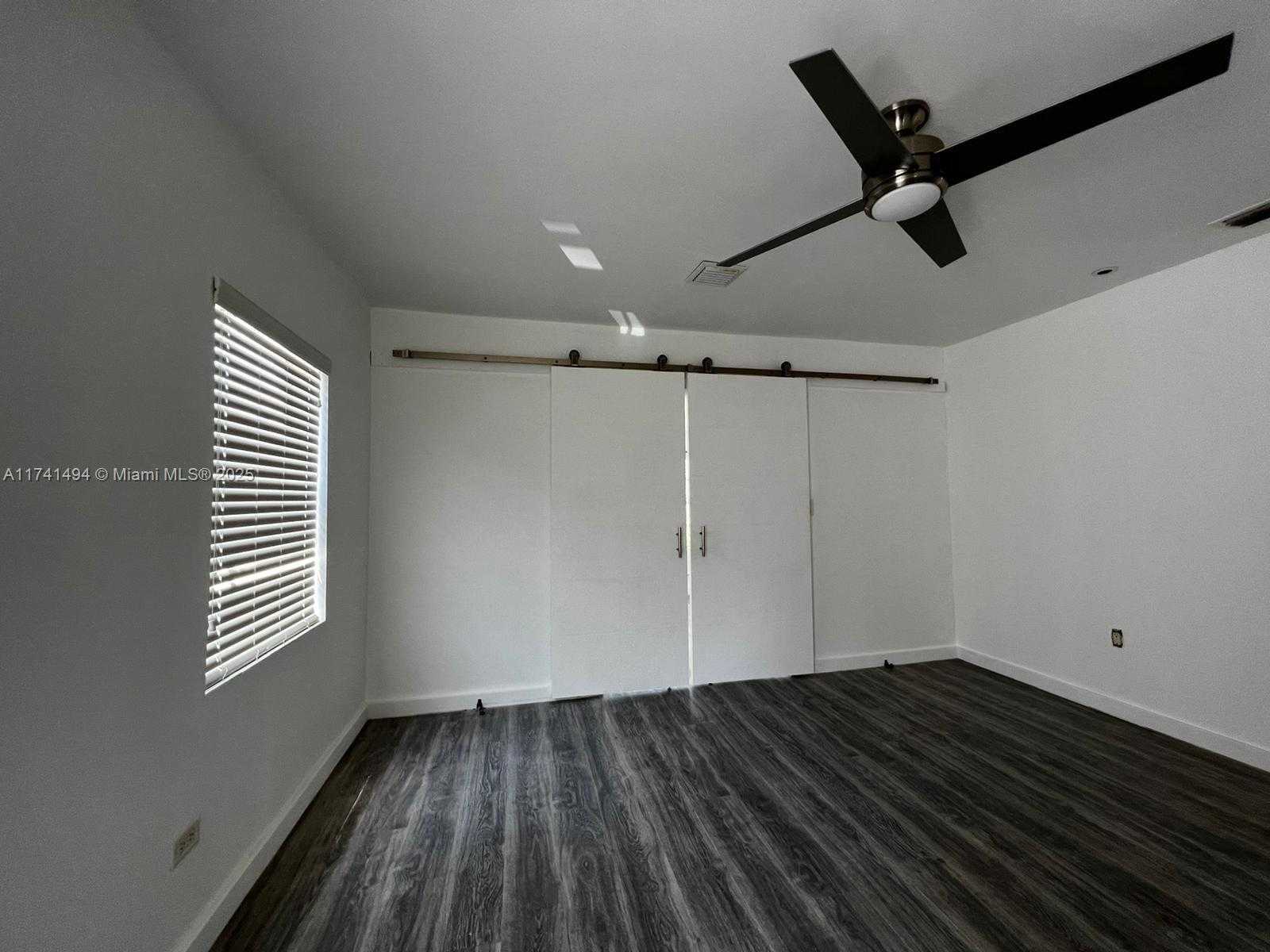 Small Image of 830 WEST 40TH ST, Miami Beach Number 78