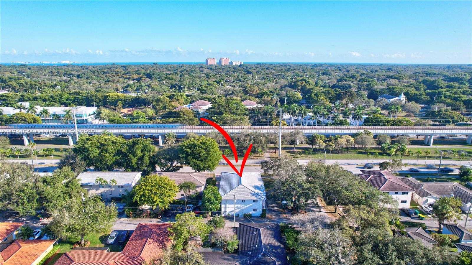 Small Image of 4995 /1050 SISTINA AVENUE #2, Coral Gables Number 10