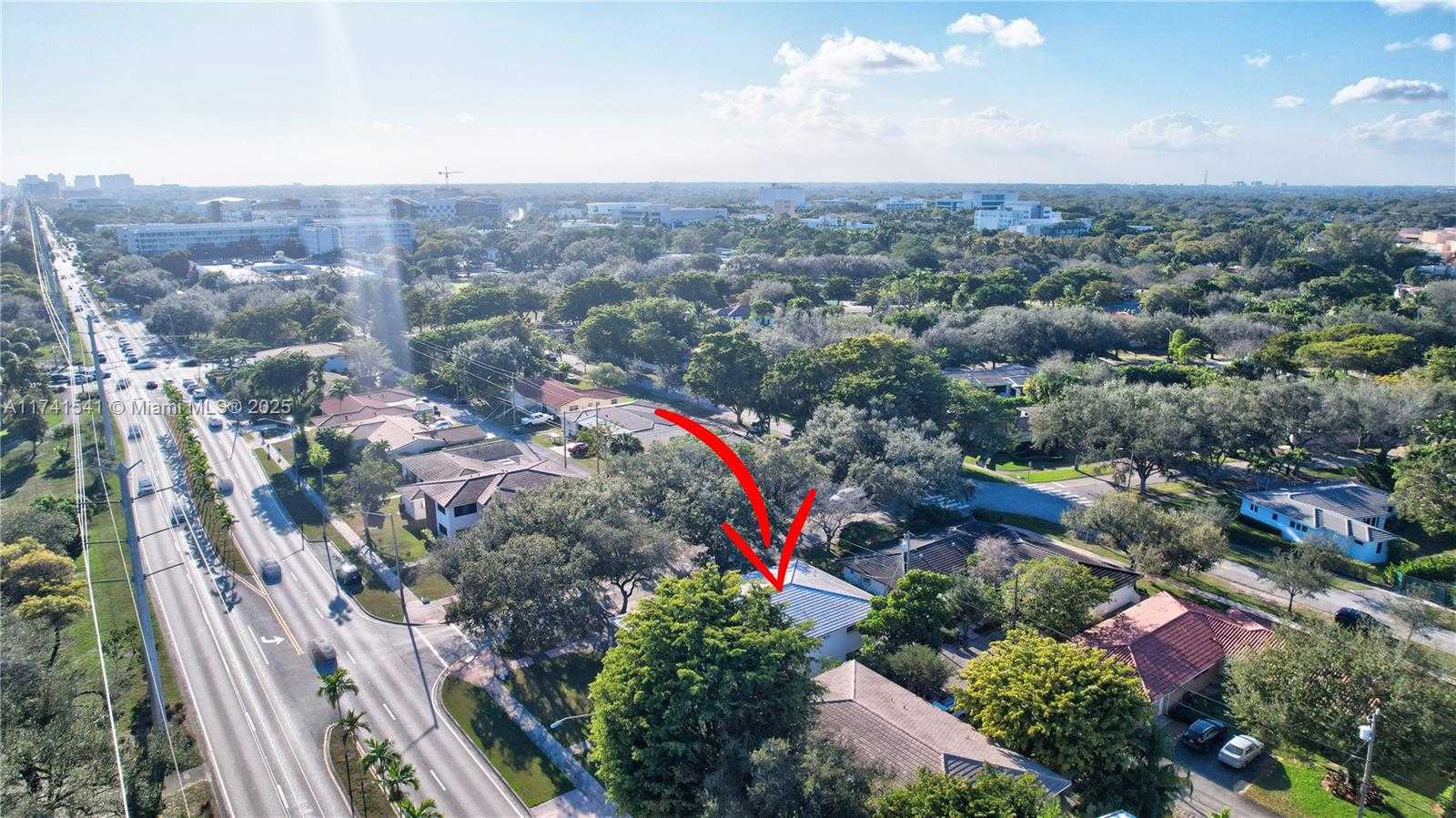 Small Image of 4995 /1050 SISTINA AVENUE #2, Coral Gables Number 13