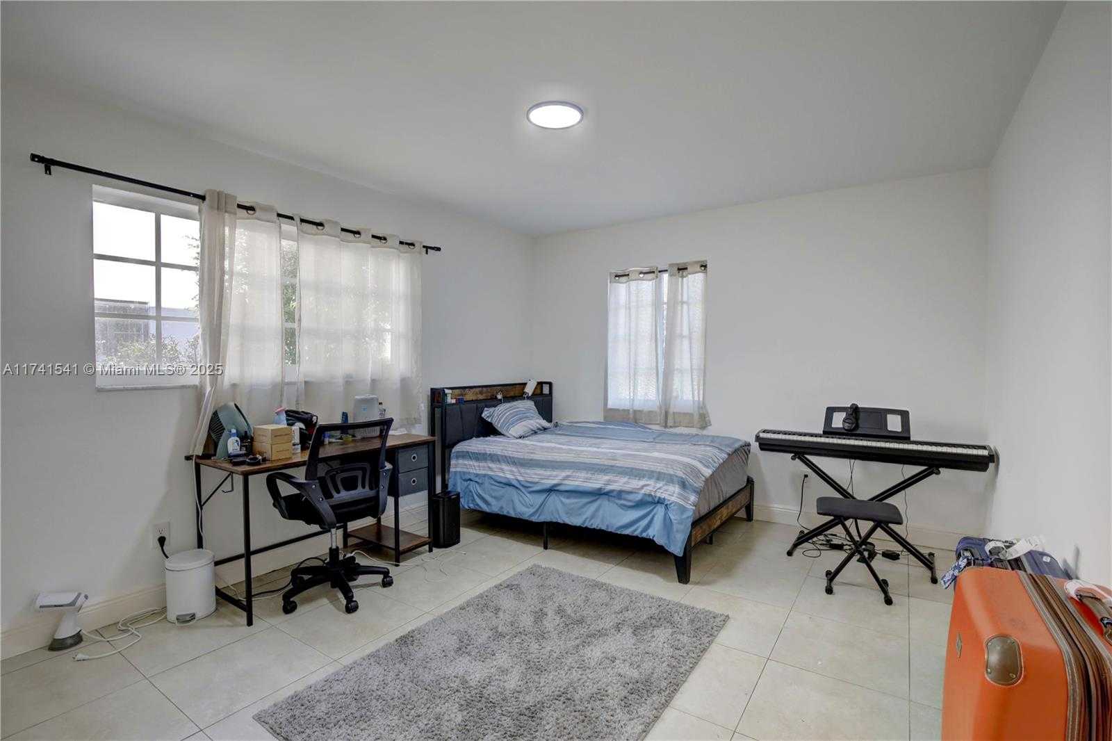 Small Image of 4995 /1050 SISTINA AVENUE #2, Coral Gables Number 20