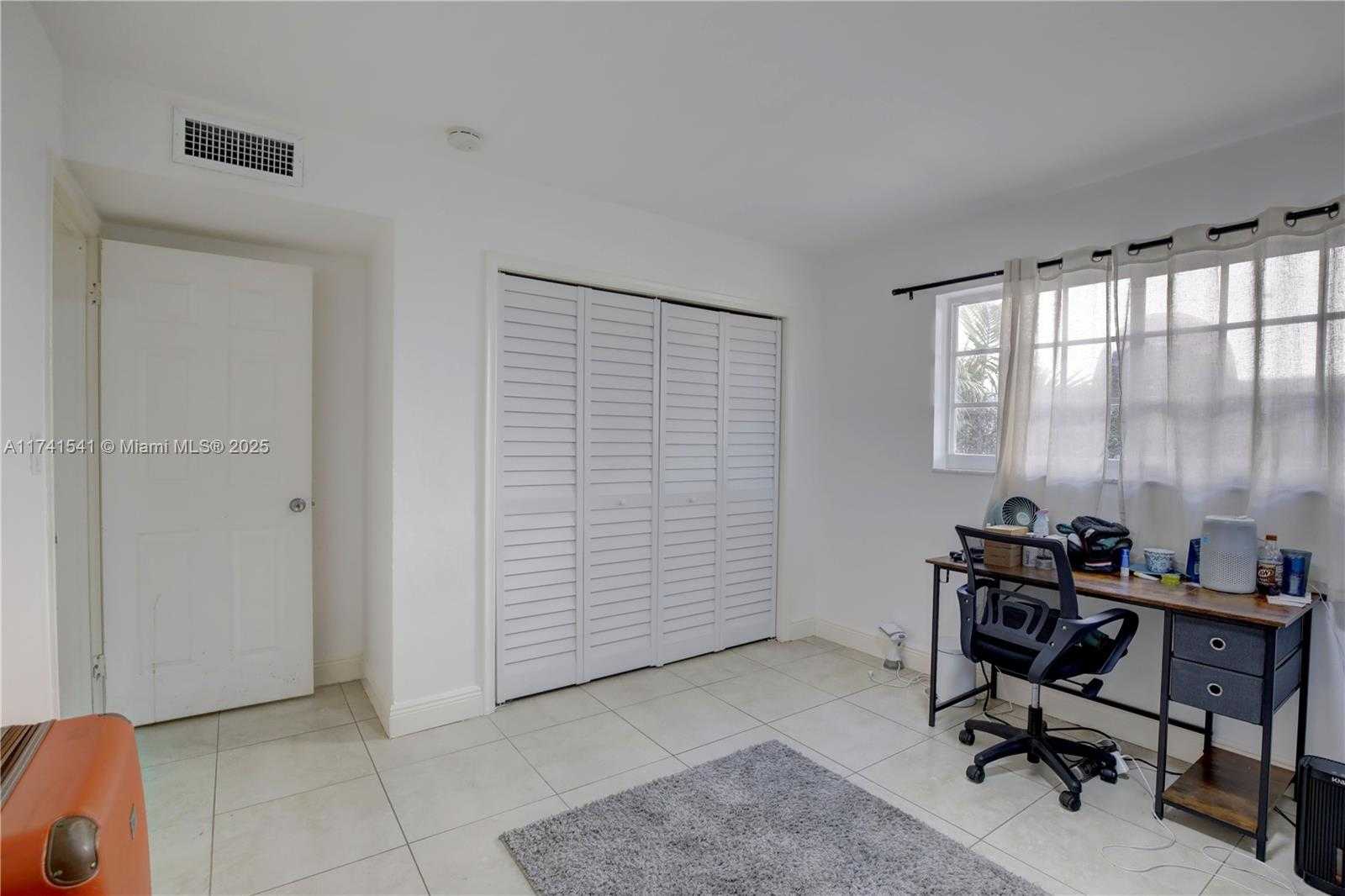 Small Image of 4995 /1050 SISTINA AVENUE #2, Coral Gables Number 22