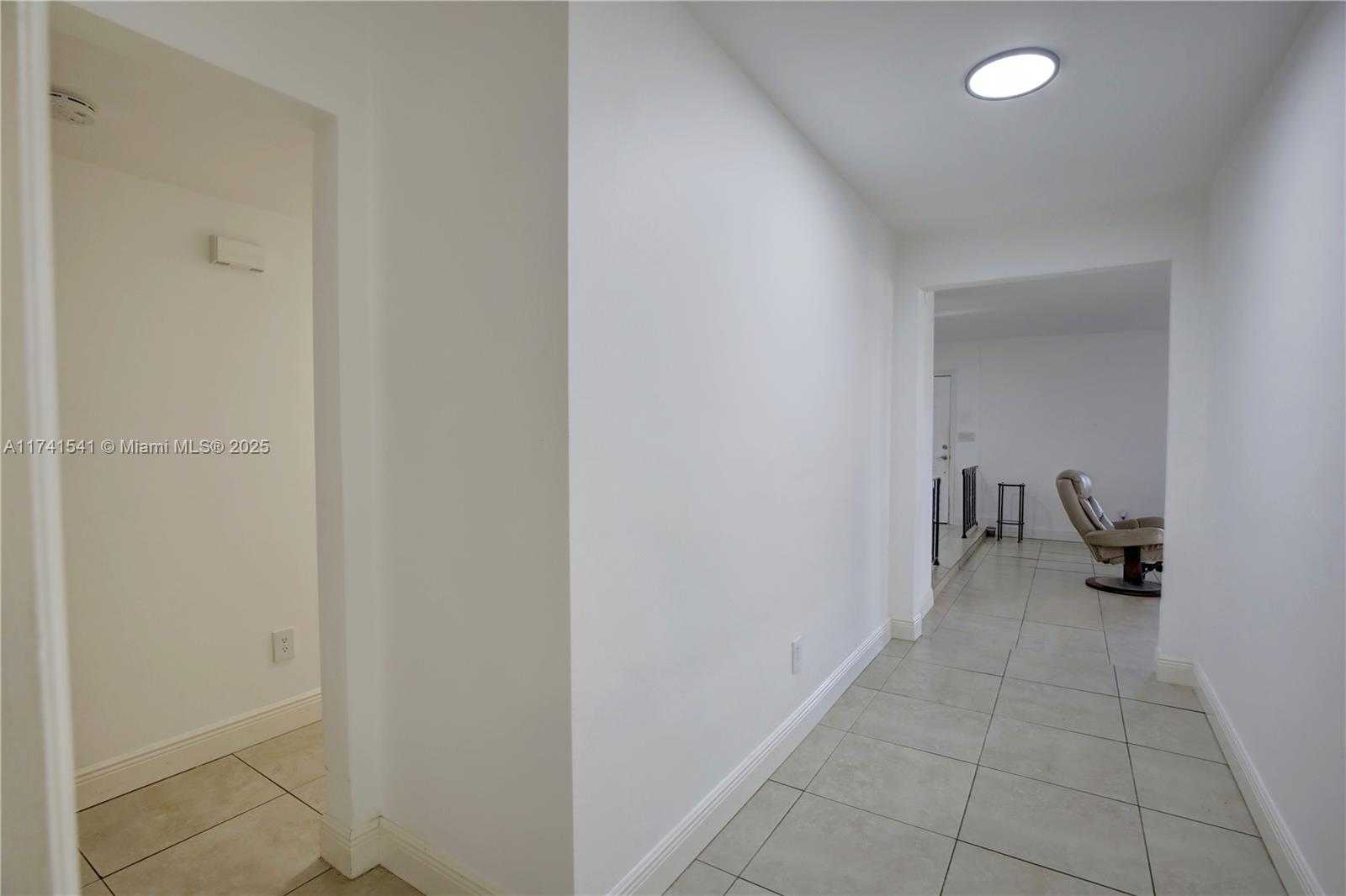 Small Image of 4995 /1050 SISTINA AVENUE #2, Coral Gables Number 27