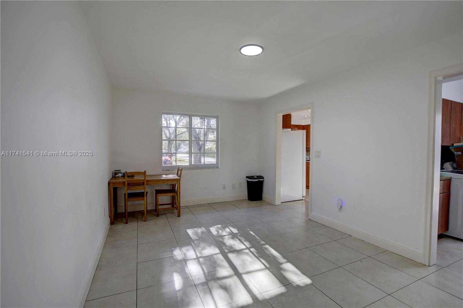 Small Image of 4995 /1050 SISTINA AVENUE #2, Coral Gables Number 35