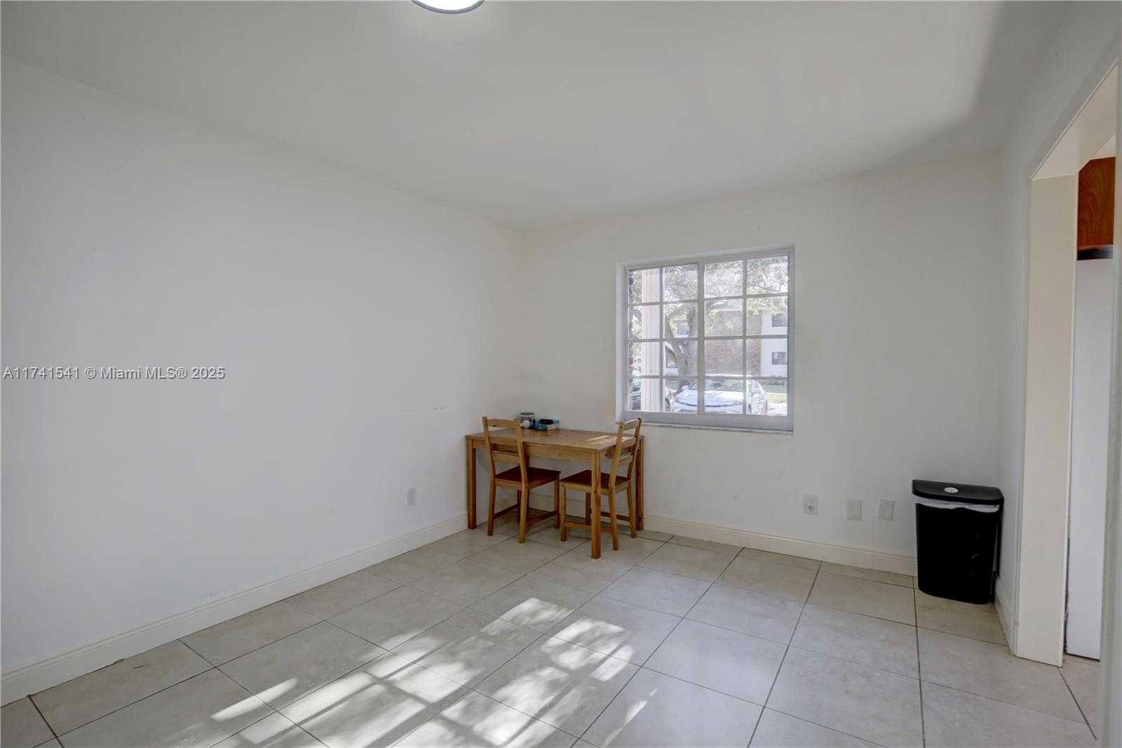 Small Image of 4995 /1050 SISTINA AVENUE #2, Coral Gables Number 36