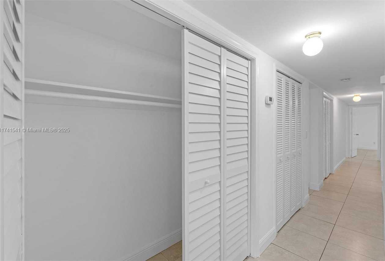 Small Image of 4995 /1050 SISTINA AVENUE #2, Coral Gables Number 41