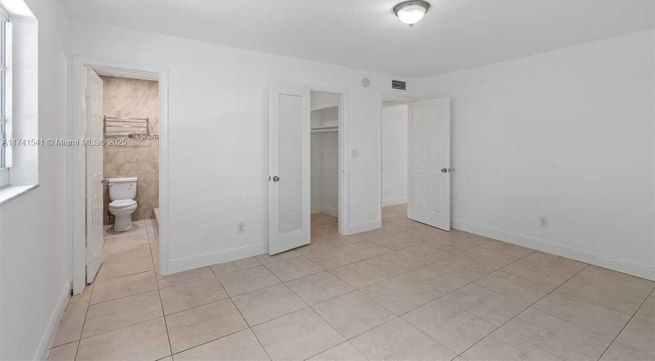 Small Image of 4995 /1050 SISTINA AVENUE #2, Coral Gables Number 46