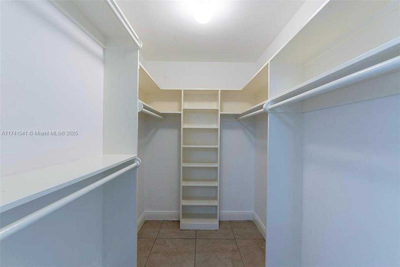 Small Image of 4995 /1050 SISTINA AVENUE #2, Coral Gables Number 47