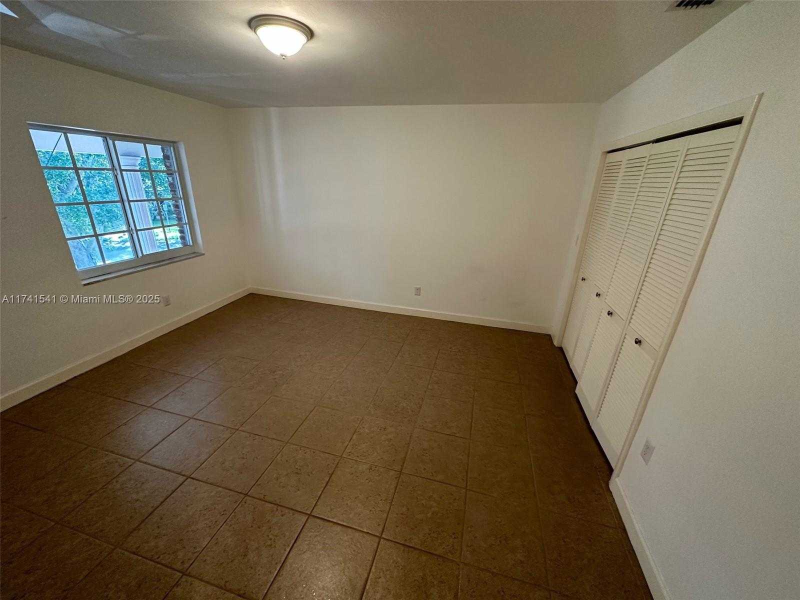 Small Image of 4995 /1050 SISTINA AVENUE #2, Coral Gables Number 57
