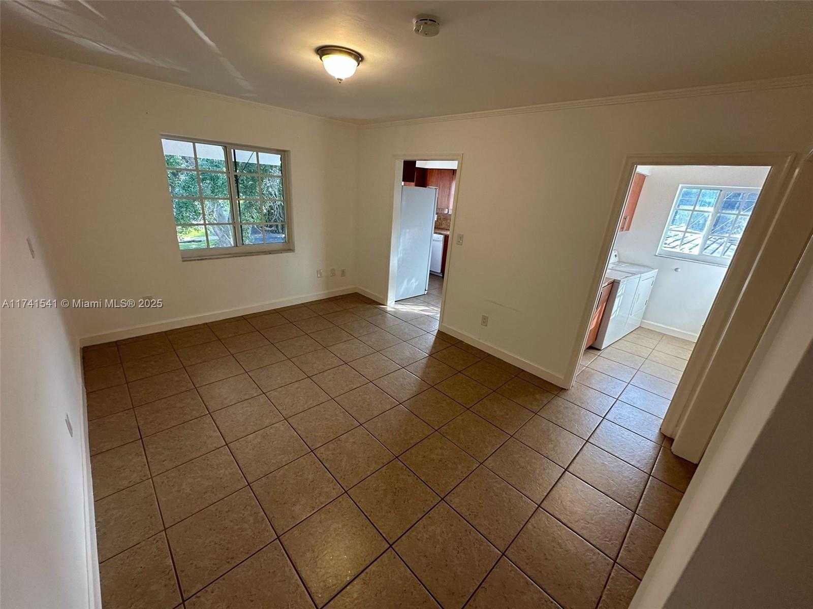 Small Image of 4995 /1050 SISTINA AVENUE #2, Coral Gables Number 62