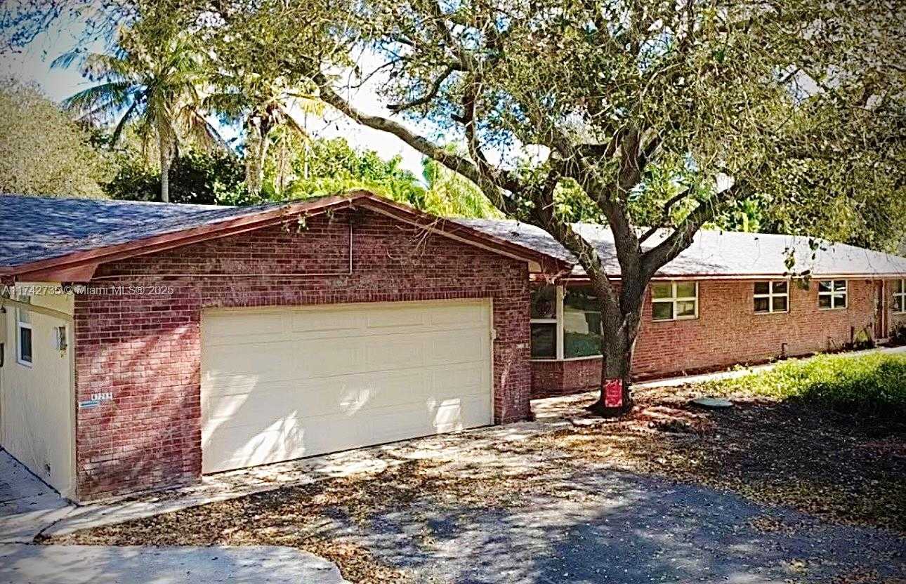 Small Image of 4728 SOUTH WEST 66TH TER #3, Davie Number 4