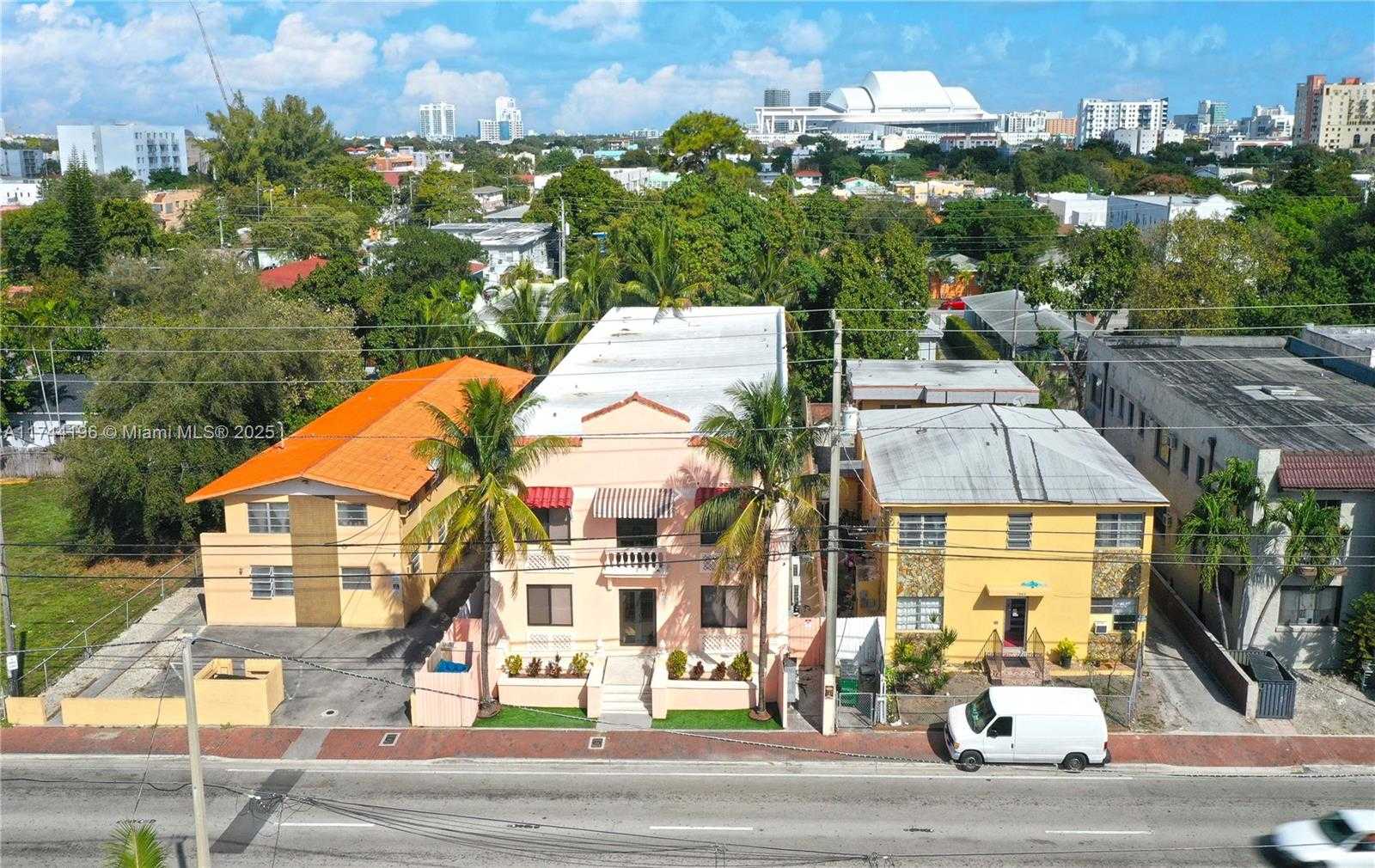Small Image of 1553 SOUTH WEST 7TH ST #16, Miami Number 2