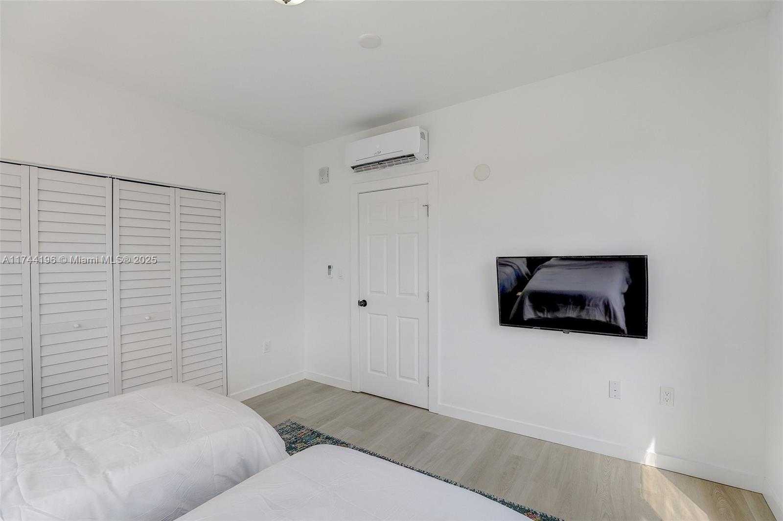 Small Image of 1553 SOUTH WEST 7TH ST #16, Miami Number 22