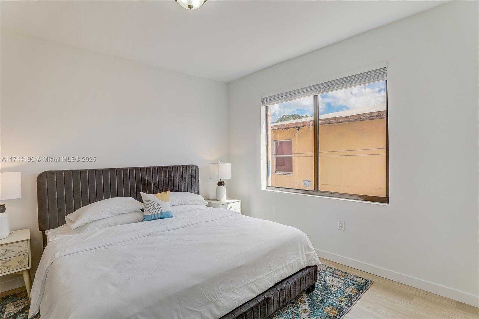 Small Image of 1553 SOUTH WEST 7TH ST #16, Miami Number 23