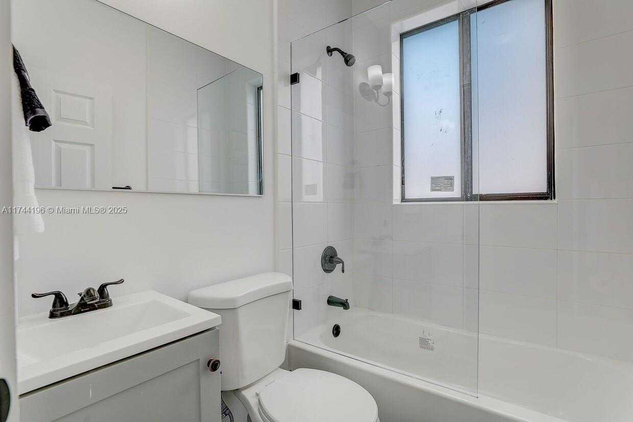 Small Image of 1553 SOUTH WEST 7TH ST #16, Miami Number 25