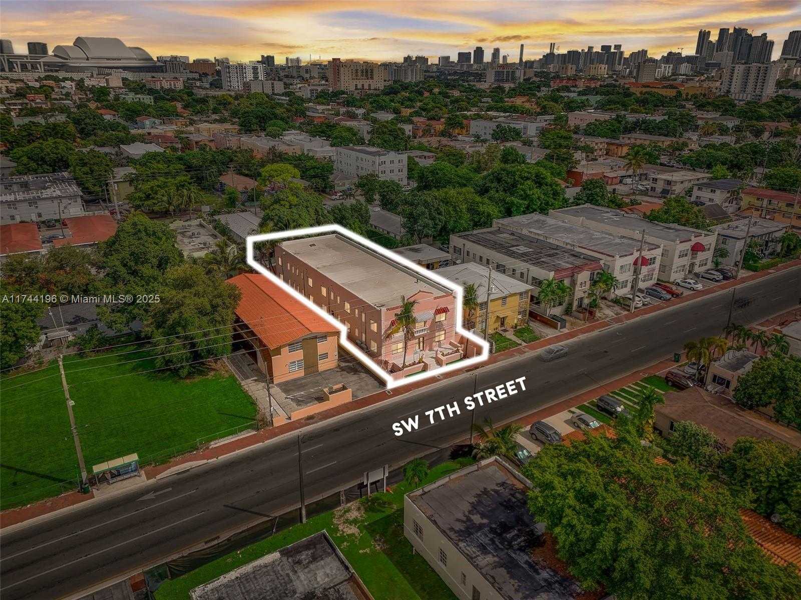 Small Image of 1553 SOUTH WEST 7TH ST #16, Miami Number 6