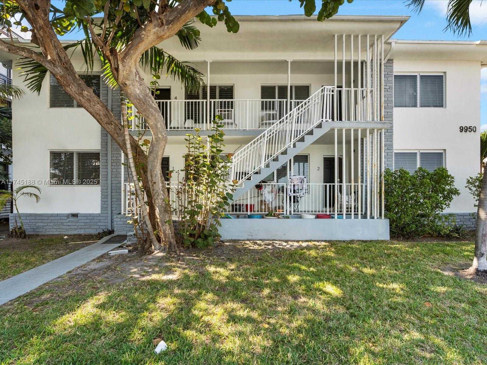 Small Image of 9950 EAST BAY HARBOR DR, Bay Harbor Islands Number 22