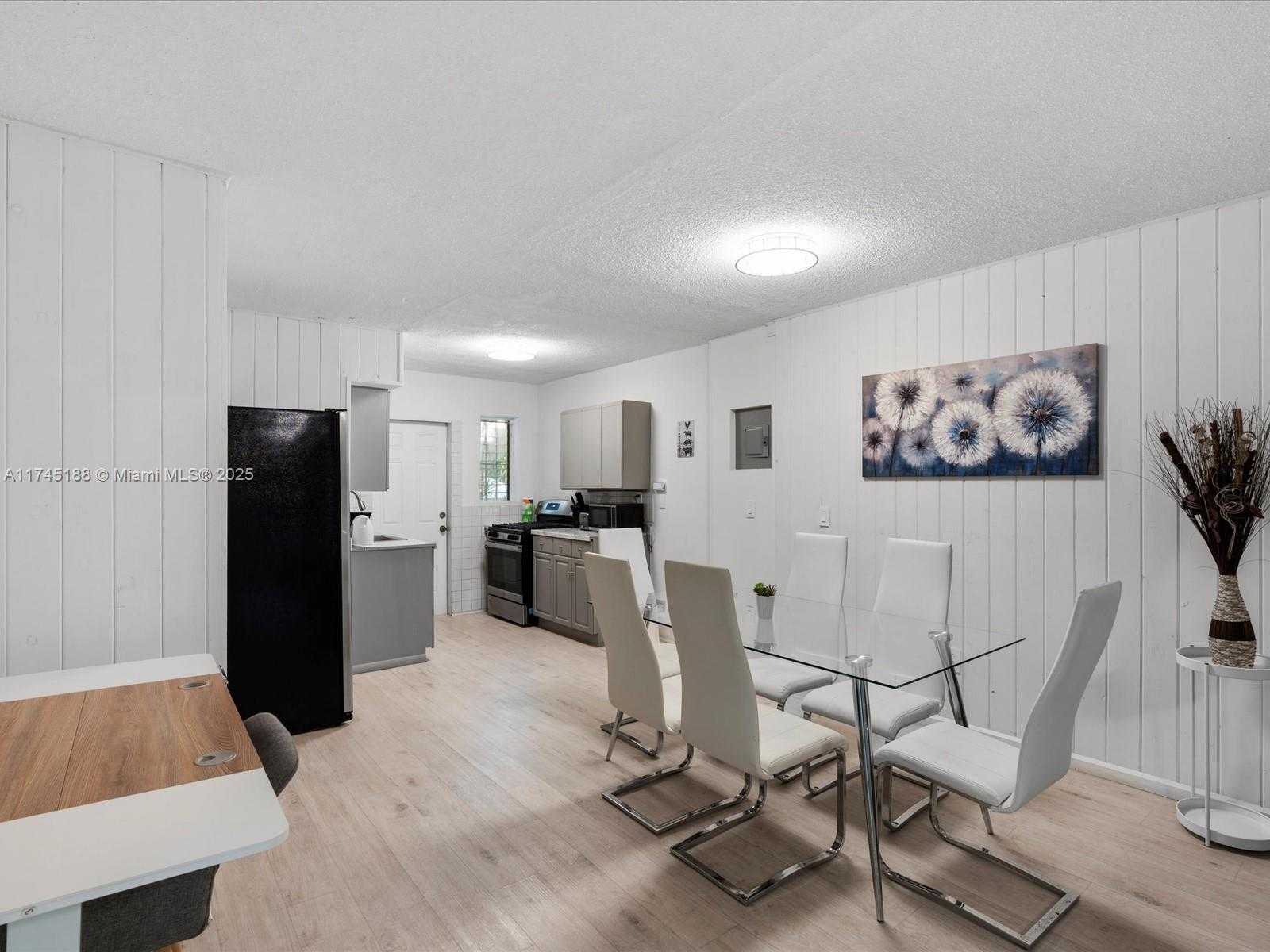 Small Image of 9950 EAST BAY HARBOR DR, Bay Harbor Islands Number 9