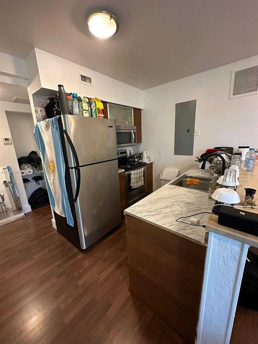 Small Image of 7025 RUE GRANVILLE, Miami Beach Number 9
