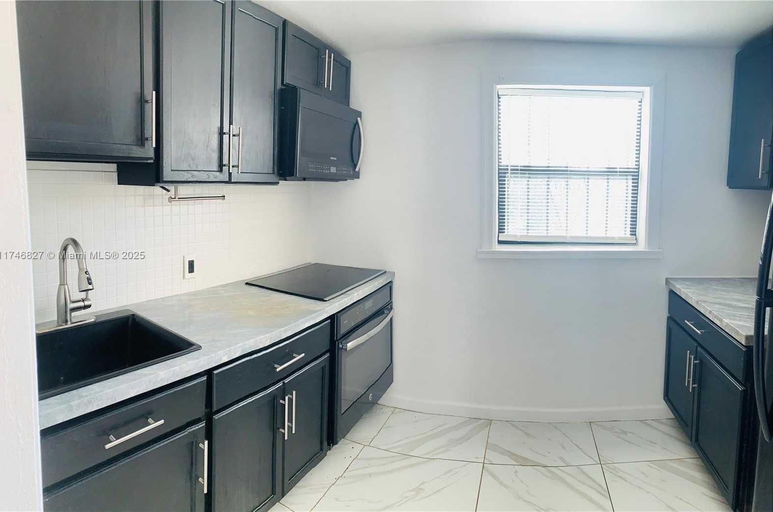 Small Image of 1079 NORTH WEST 112TH TER #3, Miami Number 10