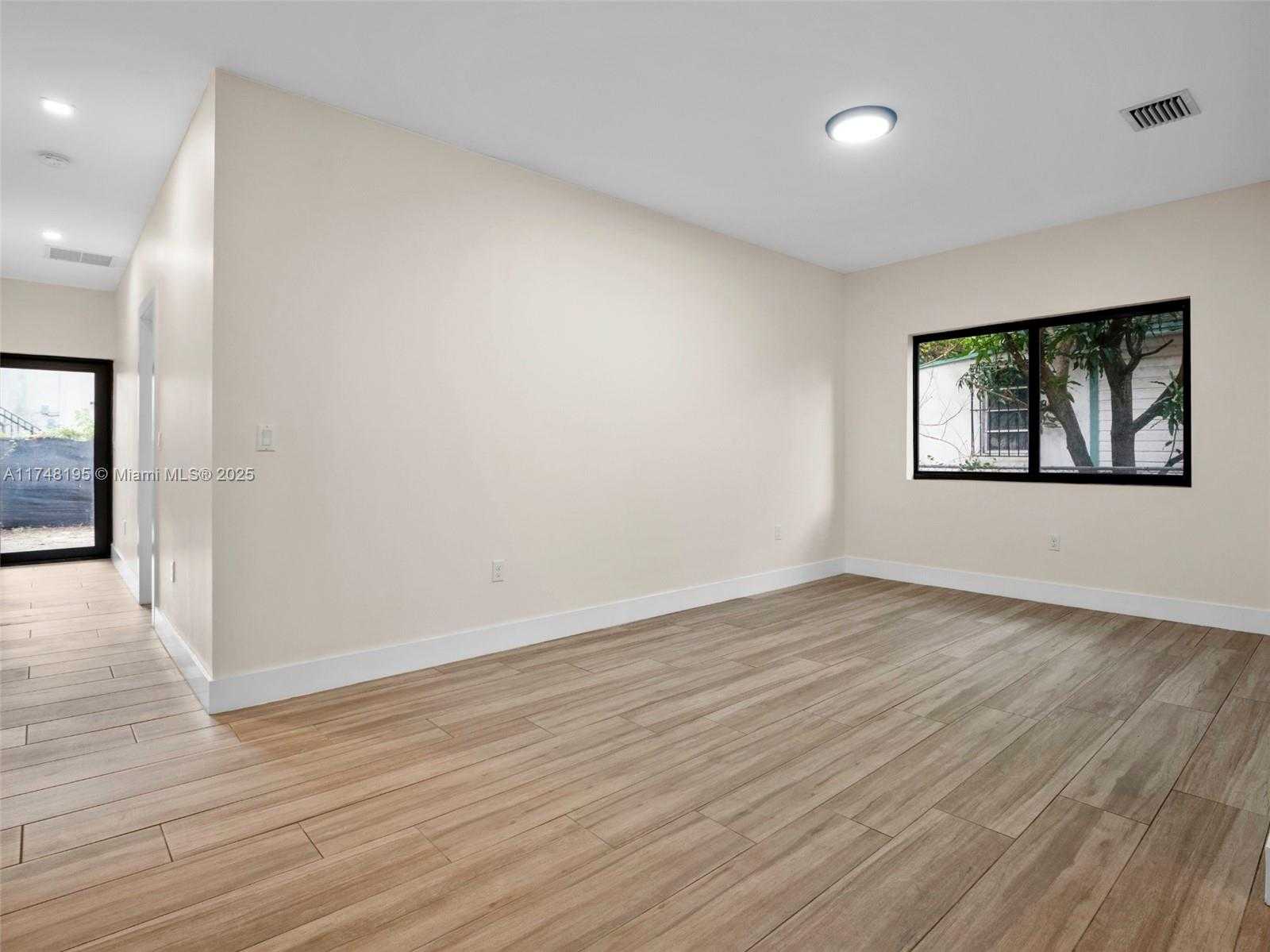 Small Image of 5428 NORTH WEST 3RD AVE, Miami Number 25