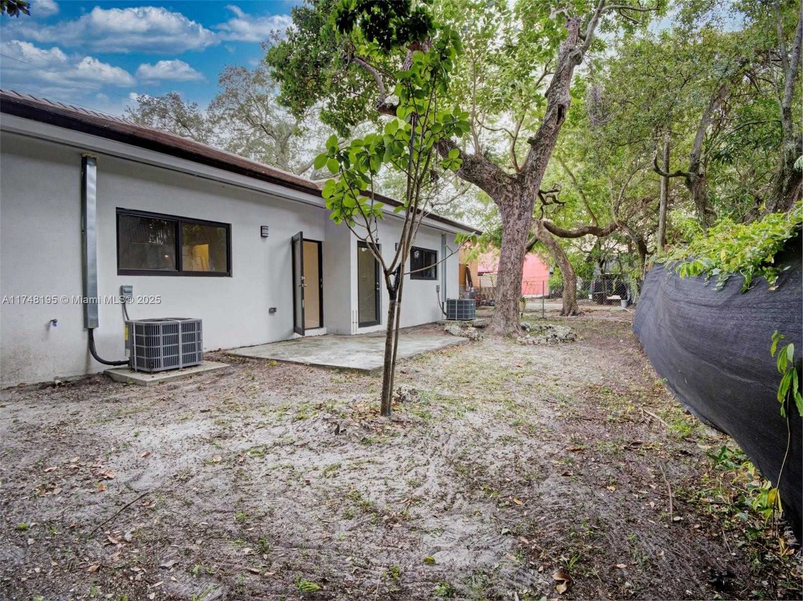 Small Image of 5428 NORTH WEST 3RD AVE, Miami Number 39