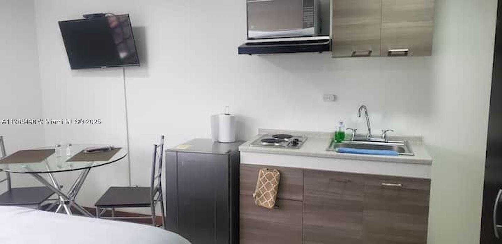 Small Image of 71 PONTEVEDRA, Out of City Number 16