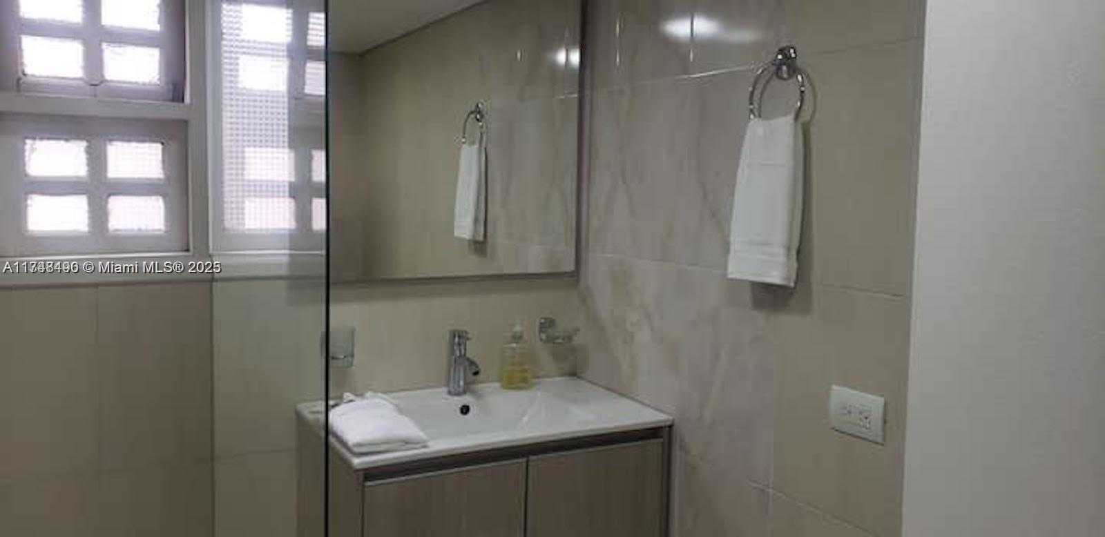 Small Image of 71 PONTEVEDRA, Out of City Number 18