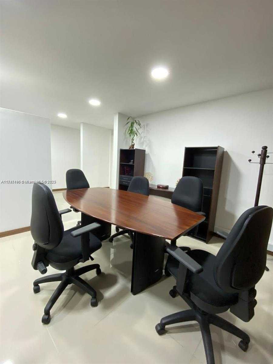 Small Image of 71 PONTEVEDRA, Out of City Number 40