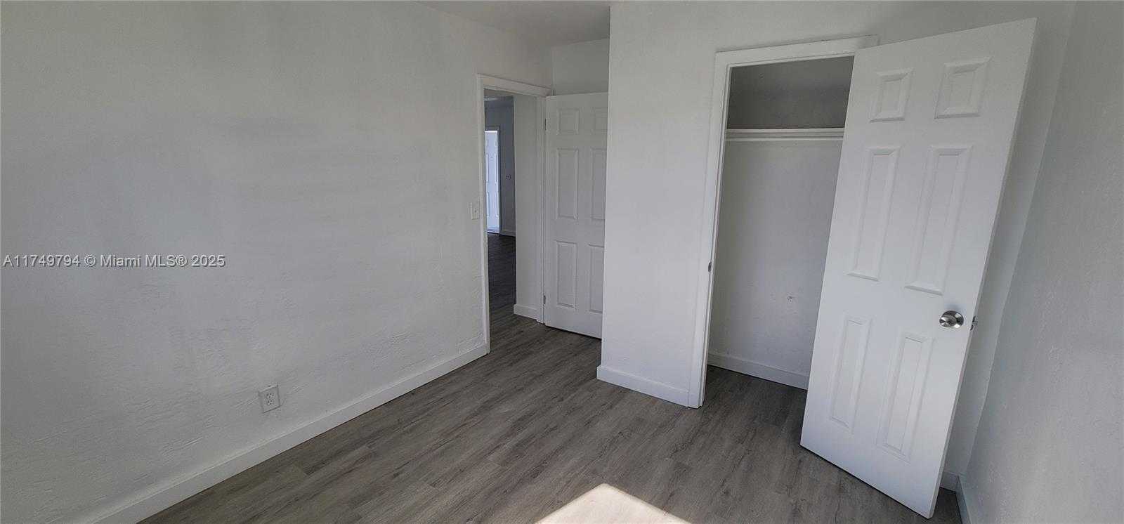 Small Image of 111 SOUTH WEST 18TH AVE #12, Miami Number 5