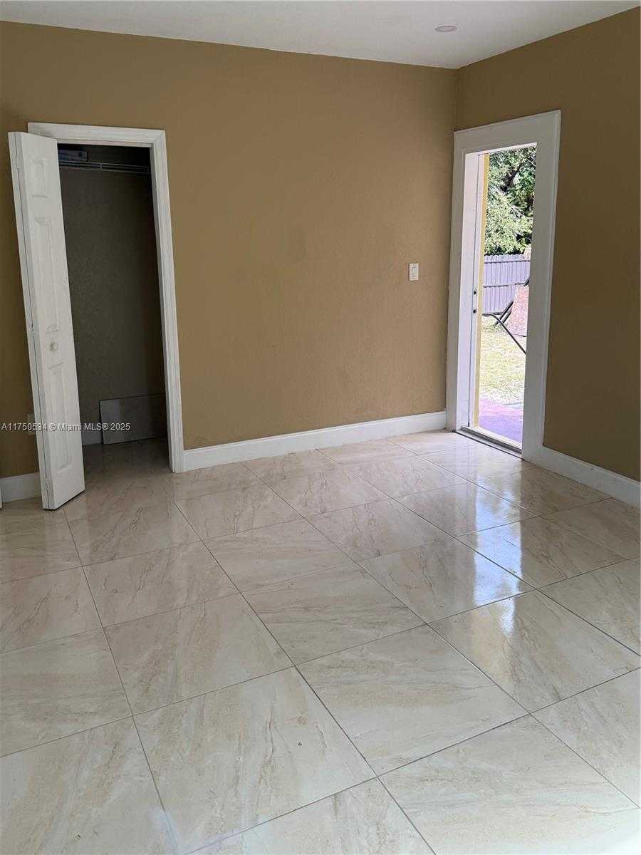 Small Image of 5501 NORTH WEST MIAMI CT, Miami Number 8