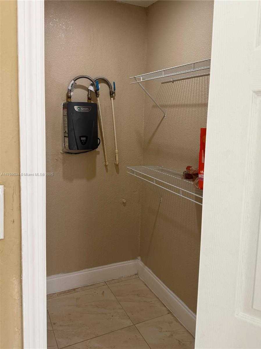 Small Image of 5501 NORTH WEST MIAMI CT, Miami Number 9