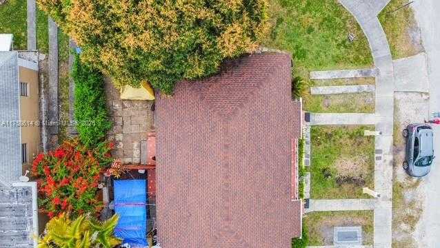 Small Image of 2655 SOUTH WEST 34TH CT, Miami Number 25
