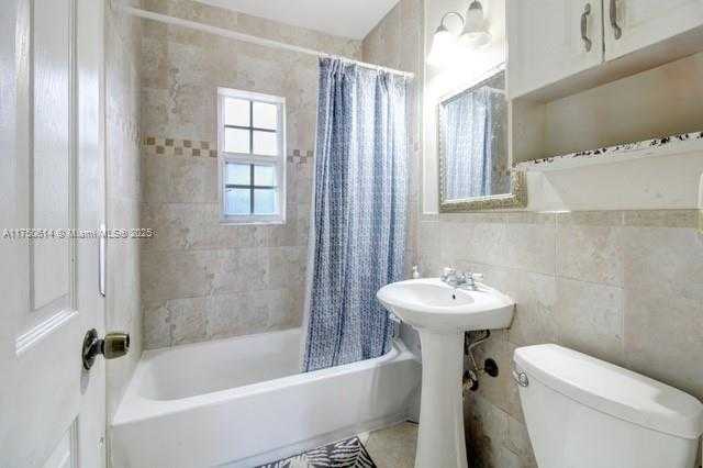 Small Image of 2655 SOUTH WEST 34TH CT, Miami Number 8