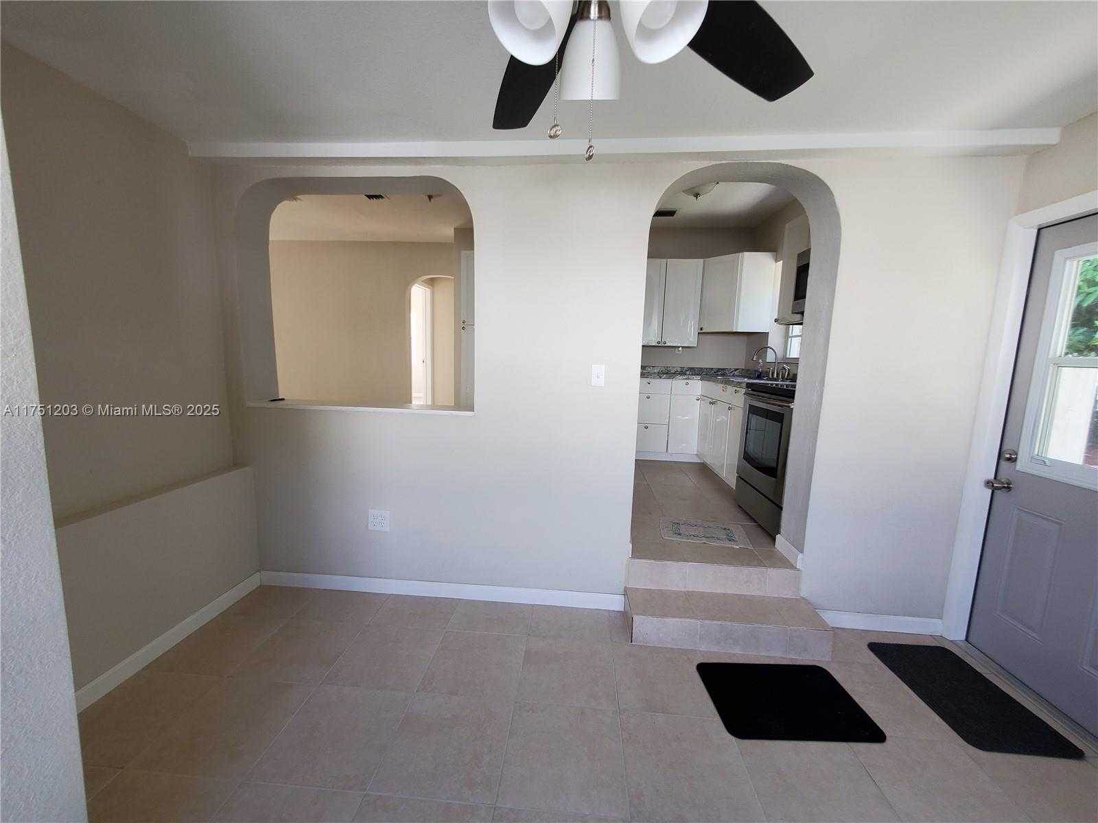 Small Image of 70 NORTH WEST 33RD ST #1, Miami Number 10