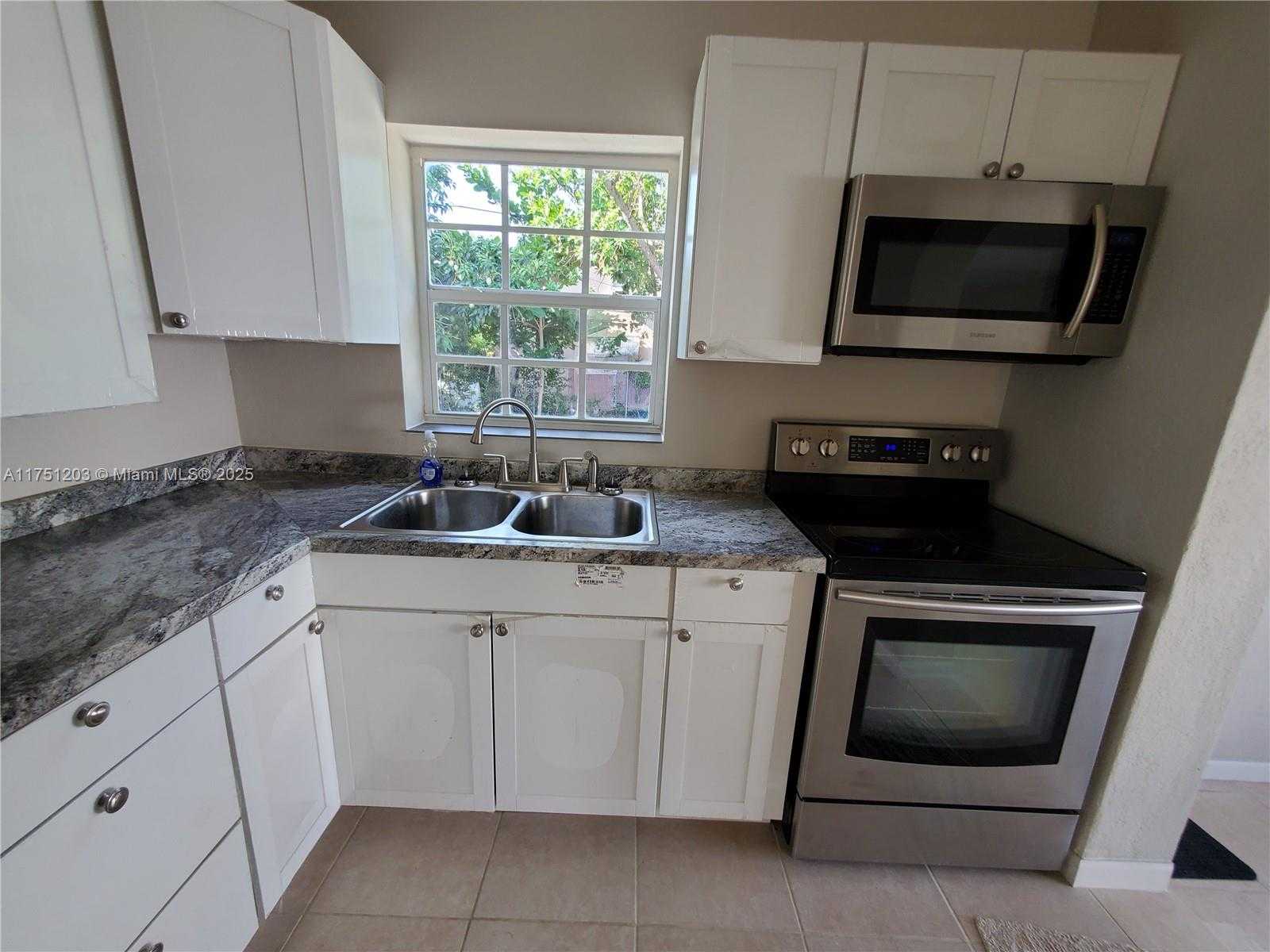 Small Image of 70 NORTH WEST 33RD ST #1, Miami Number 15