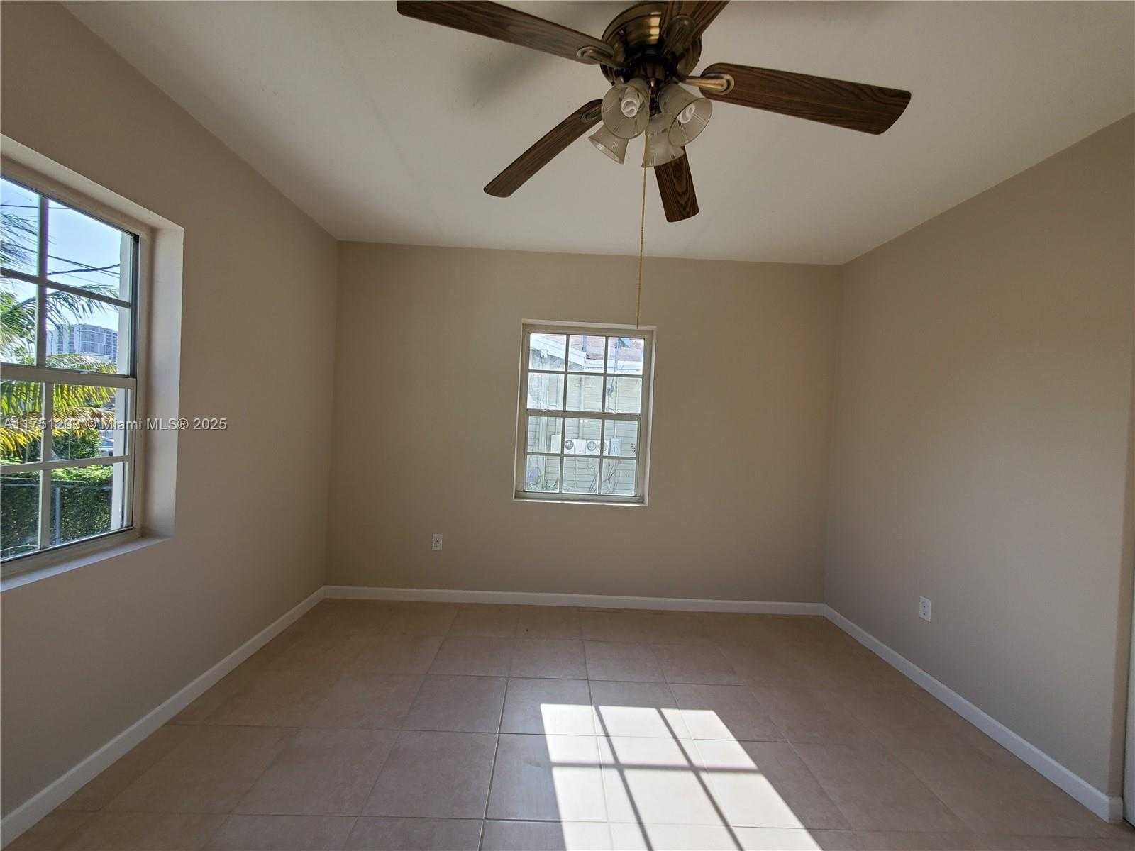 Small Image of 70 NORTH WEST 33RD ST #1, Miami Number 23
